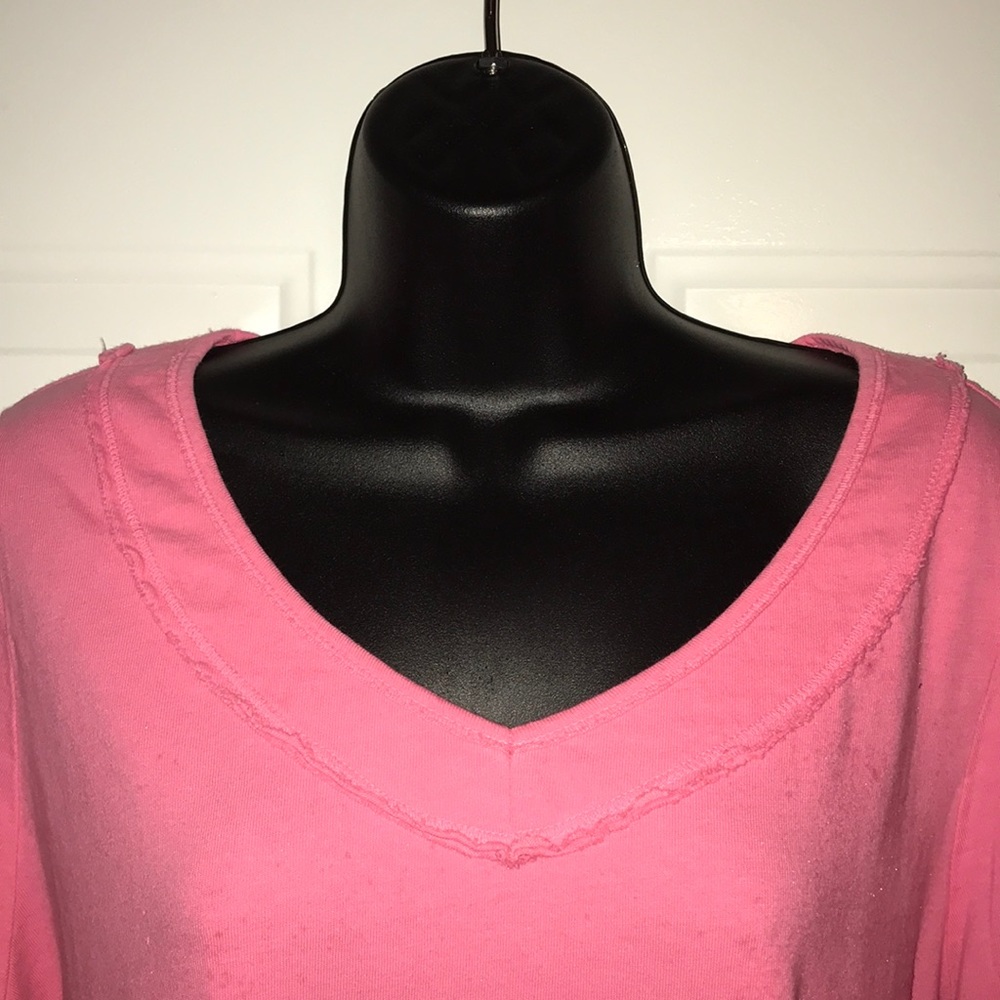 Pretty Pink Fresh Produce Tee. M/L.